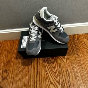 new balances 574